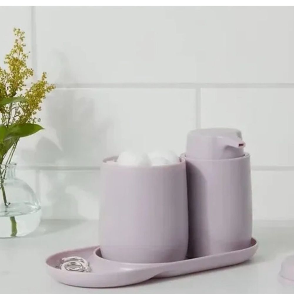 Room Essentials Lavender Three Piece Bath Set NWT